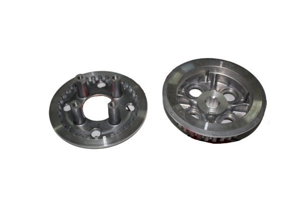 DİSCOVER 150-BOXER 150 DEBRİYAJ ALT ÜST TABLA